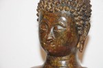 Antiker sitzender Buddha aus Thailand